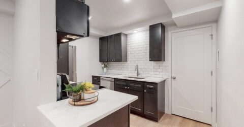 12 - Kitchen